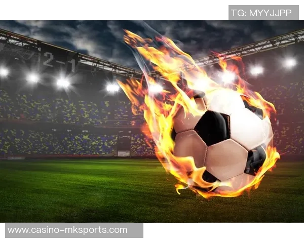 足球进四个的精彩瞬间与背后故事揭示了运动员拼搏精神与团队合作的重要性